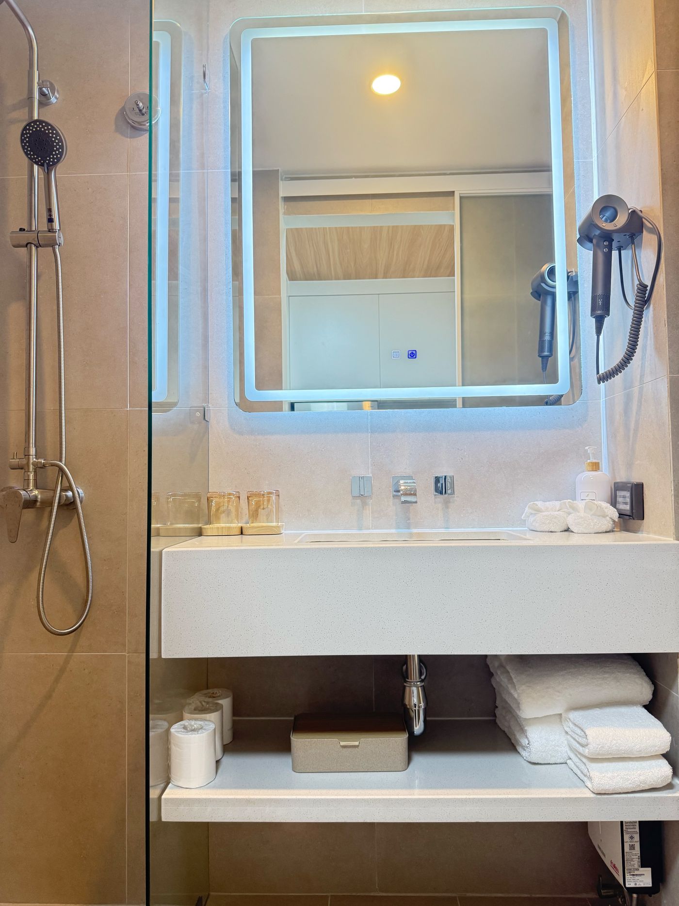 Superior Suite 3